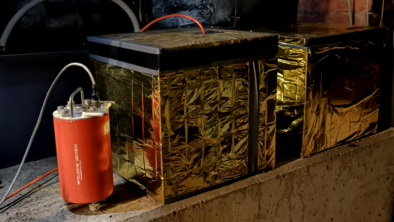 Seismometer inside an underground shelter at RUB